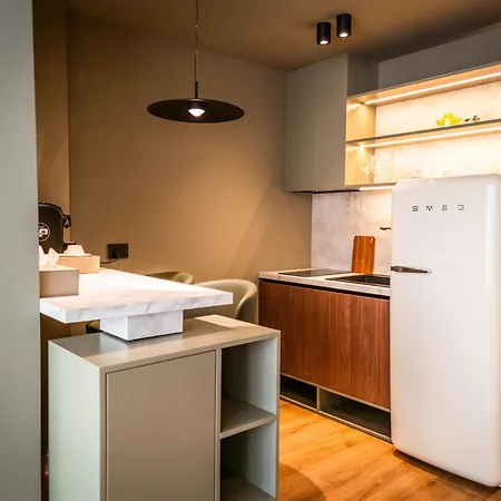 Si アパートホテル