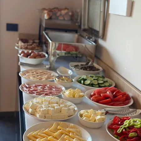 Si Aparthotel Tirana